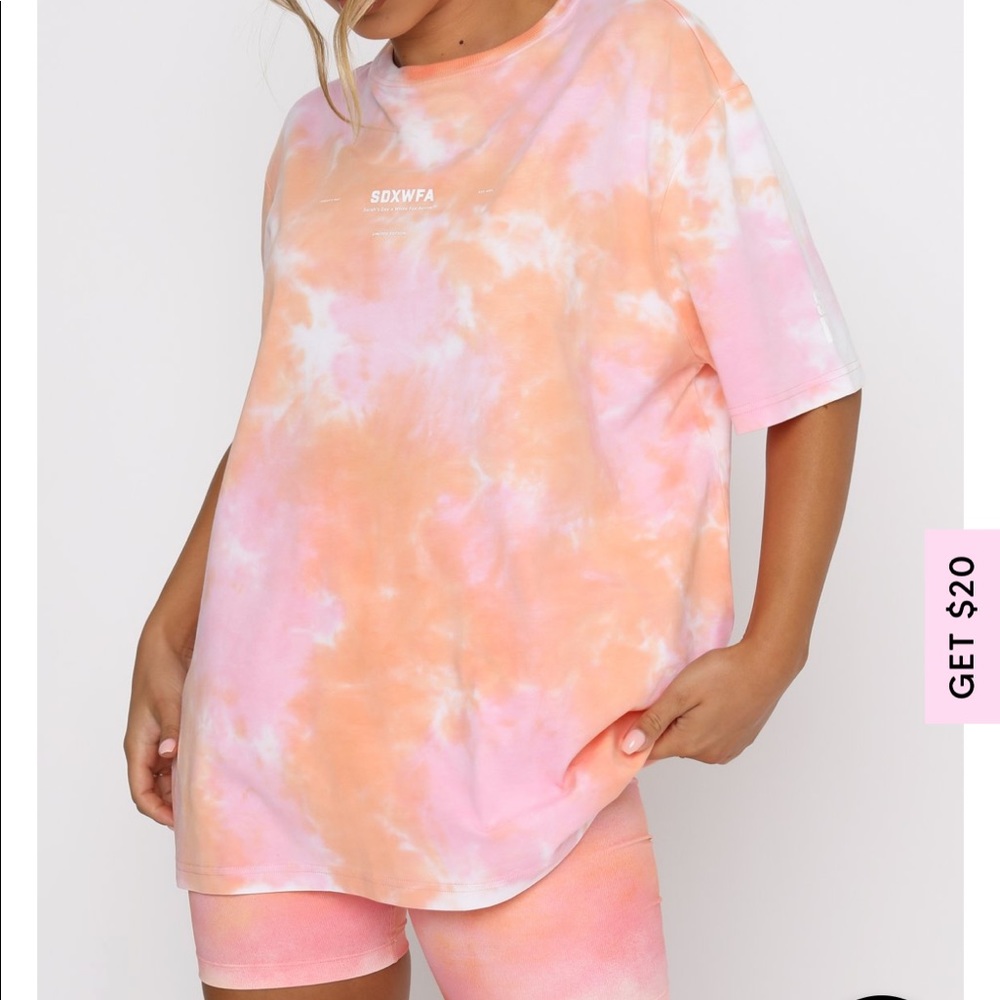 Sarah’s day summer sunrise tee